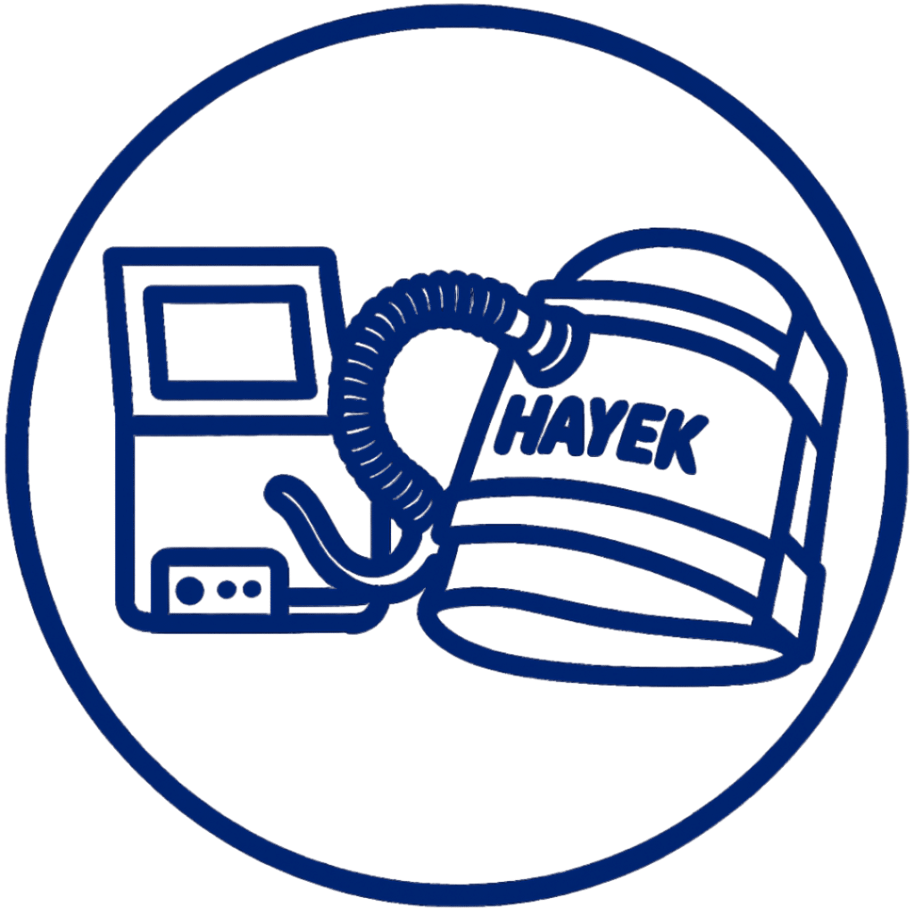 Blaues Linien-Icon der Hayek RTX Beatmungstechnologie: Ein Steuergerät ist über einen flexiblen Atemschlauch mit einer Brustkorbshell verbunden, auf der das Wort „Hayek“ steht. Alle Elemente befinden sich innerhalb eines blauen Kreises, der Hintergrund ist transparent.